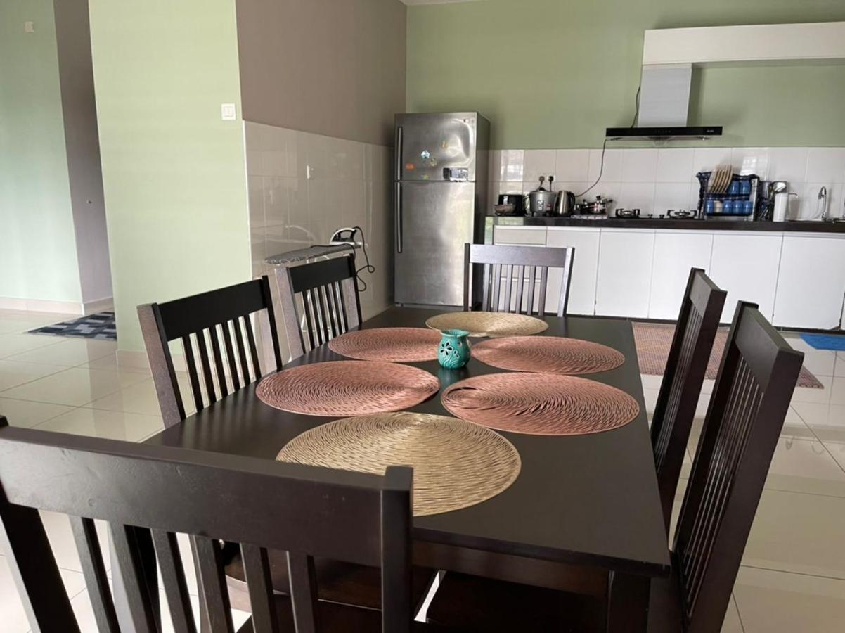La 1 Homestay Putrajaya Dwiputra ภายนอก รูปภาพ